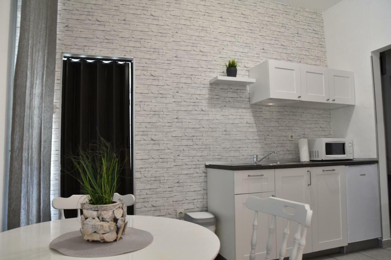 Studio Apartment Lumen Pula Eksteriør billede